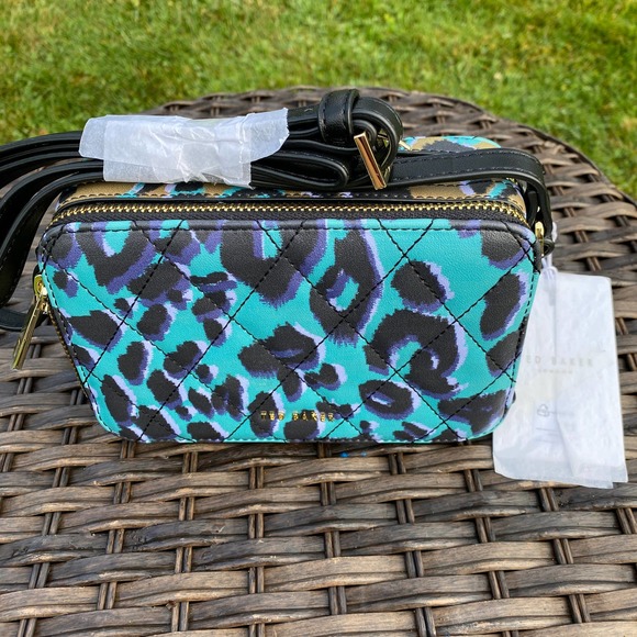 NWT Ted Baker Quiltt Leopard Print Camera HandBag / Bag in Olive - Picture 4 of 12